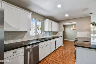 4652 E Vernon Avenue, Phoenix, AZ 85008 - Photo 6