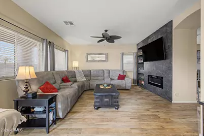 3675 S Joshua Tree Lane, Gilbert, AZ 85297 - Photo 12