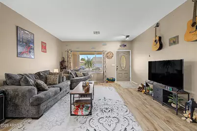 3675 S Joshua Tree Lane, Gilbert, AZ 85297 - Photo 10