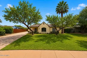 1614 Palmcroft Way SE, Phoenix, AZ 85007 - Photo 2
