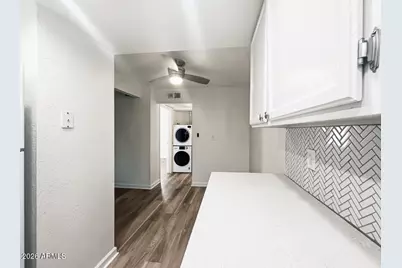 2417 E Campbell Avenue #9B, Phoenix, AZ 85016 - Photo 10
