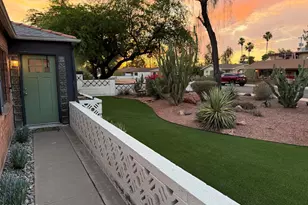 705 W Wilshire Dr, Phoenix, AZ 85007 - Photo 2