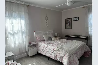 705 W Wilshire Drive, Phoenix, AZ 85007 - Photo 24