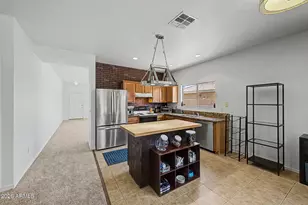 1113 E Gwen St, Phoenix, AZ 85042 - Photo 10