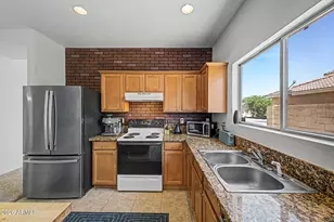 1113 E Gwen St, Phoenix, AZ 85042 - Photo 10