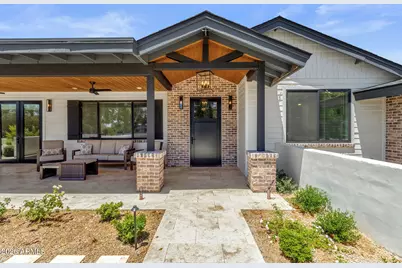 5714 E Lafayette Boulevard, Phoenix, AZ 85018 - Photo 2