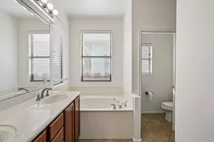1641 W Lacewood Pl, Phoenix, AZ 85045 - Photo 26