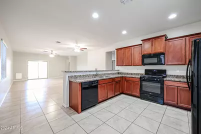 7009 S 78th Drive, Laveen, AZ 85339 - Photo 8