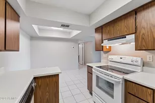 4444 E Paradise Village Pkwy N, Phoenix, AZ 85032 - Photo 8