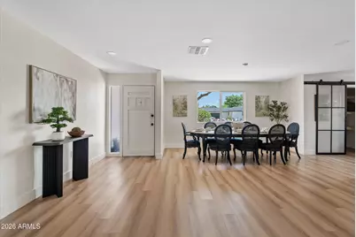8407 E Bonnie Rose Avenue, Scottsdale, AZ 85250 - Photo 2