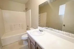 8930 W Catalina Dr, Phoenix, AZ 85037 - Photo 16