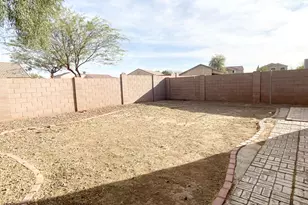 8930 W Catalina Dr, Phoenix, AZ 85037 - Photo 22