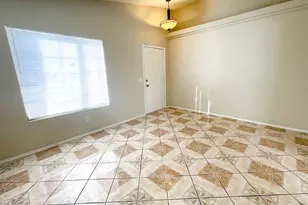 8930 W Catalina Dr, Phoenix, AZ 85037 - Photo 4