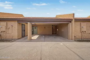 3033 N 37th St, Phoenix, AZ 85018 - Photo 1