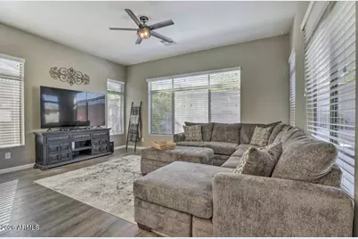 17977 W Hubbard Drive, Goodyear, AZ 85338 - Photo 4