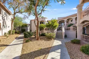 9151 W Greenway Rd, Peoria, AZ 85381 - Photo 26