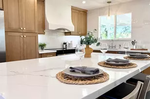 3737 E Karen Dr, Phoenix, AZ 85032 - Photo 8