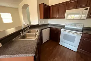 22257 N Gibson Dr, Maricopa, AZ 85139 - Photo 4