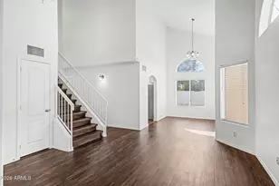 929 S Scallop Dr, Gilbert, AZ 85233 - Photo 6