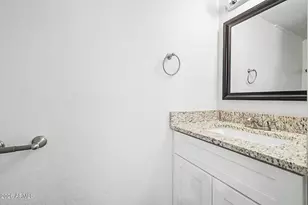 929 S Scallop Dr, Gilbert, AZ 85233 - Photo 18