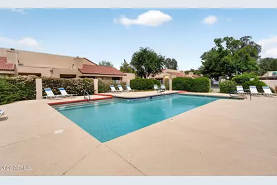 10 E Coral Gables Drive, Phoenix, AZ 85022 - Photo 32