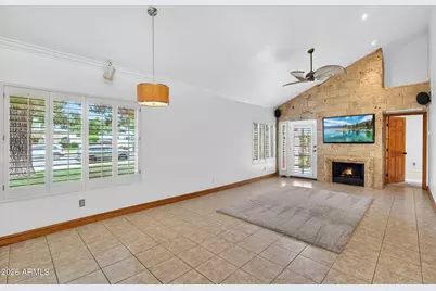 10 E Coral Gables Drive, Phoenix, AZ 85022 - Photo 4