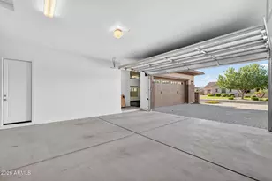 2285 E Mead Dr, Gilbert, AZ 85298 - Photo 48