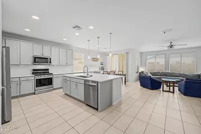 25594 N 164th Avenue, Surprise, AZ 85387 - Photo 12