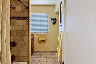15 E Orange Dr, Phoenix, AZ 85012 - Photo 14