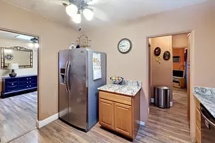 15 E Orange Dr, Phoenix, AZ 85012 - Photo 20