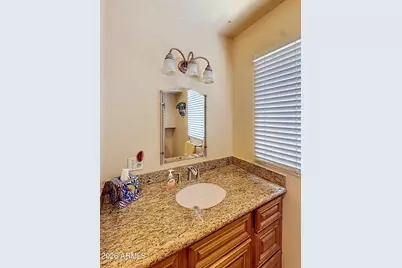 15 E Orange Drive, Phoenix, AZ 85012 - Photo 14