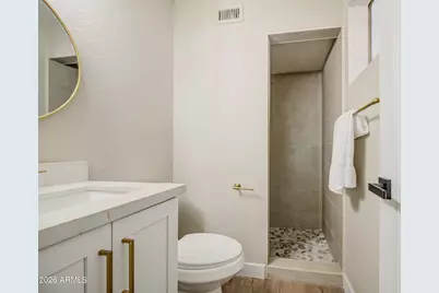 4750 N 39th Drive, Phoenix, AZ 85019 - Photo 16