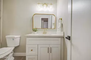 4750 N 39th Dr, Phoenix, AZ 85019 - Photo 20