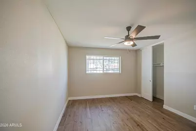 4750 N 39th Drive, Phoenix, AZ 85019 - Photo 18
