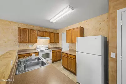 7457 W San Miguel Avenue, Glendale, AZ 85303 - Photo 22