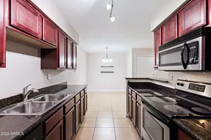 5995 N 78th St, Scottsdale, AZ 85250 - Photo 12