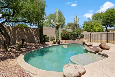 7516 E Santa Catalina Drive, Scottsdale, AZ 85255 - Photo 30