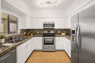 15095 N Thompson Peak Pkwy, Scottsdale, AZ 85260 - Photo 8