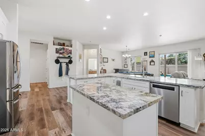11203 W Cottonwood Lane, Avondale, AZ 85392 - Photo 10
