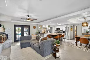 4946 W Creedance Blvd, Glendale, AZ 85310 - Photo 4