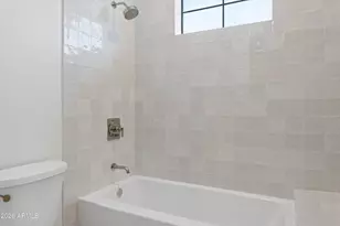 4248 E Patricia Jane Dr, Phoenix, AZ 85018 - Photo 42