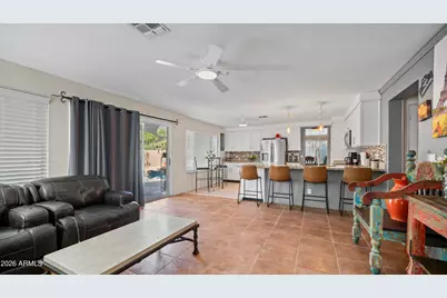 22531 N 74th Avenue, Glendale, AZ 85310 - Photo 14