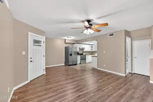 2040 S Longmore, Mesa, AZ 85202 - Photo 6