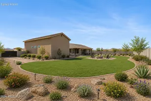 1686 E Carriage Ln, Phoenix, AZ 85086 - Photo 26