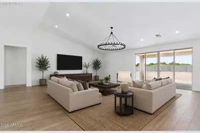 1686 E Carriage Lane, Phoenix, AZ 85086 - Photo 6