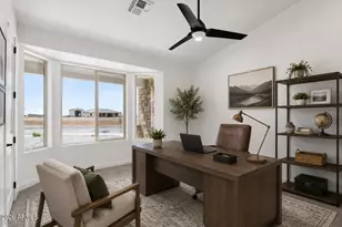 1686 E Carriage Ln, Phoenix, AZ 85086 - Photo 10