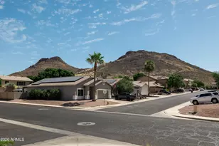 6407 W Saddlehorn Rd, Phoenix, AZ 85083 - Photo 4