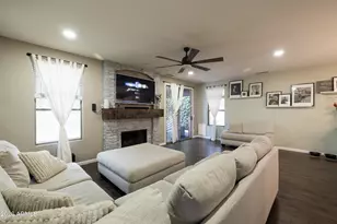 6407 W Saddlehorn Rd, Phoenix, AZ 85083 - Photo 18