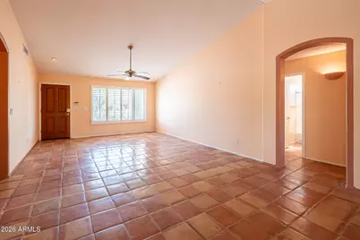 125 E Blue Eagle Lane, Phoenix, AZ 85086 - Photo 6