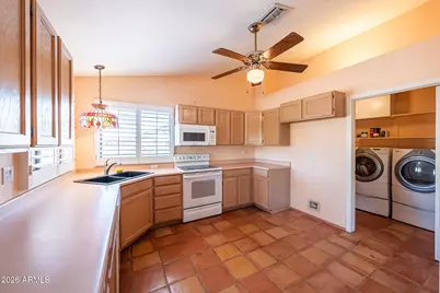 125 E Blue Eagle Lane, Phoenix, AZ 85086 - Photo 30